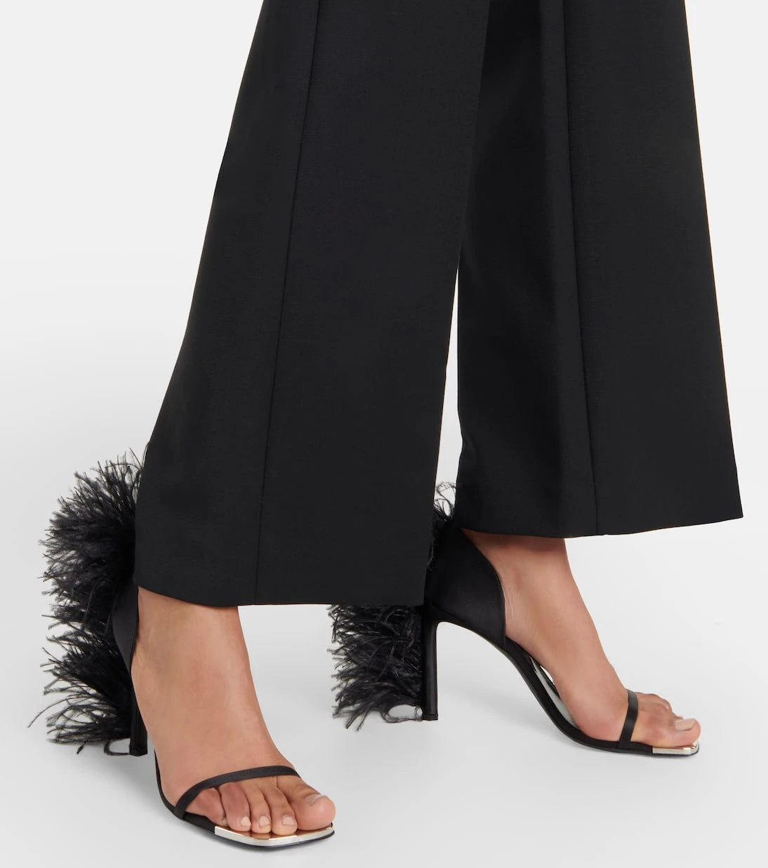 Area - x Sergio Rossi Amazona feather-trimmed sandals