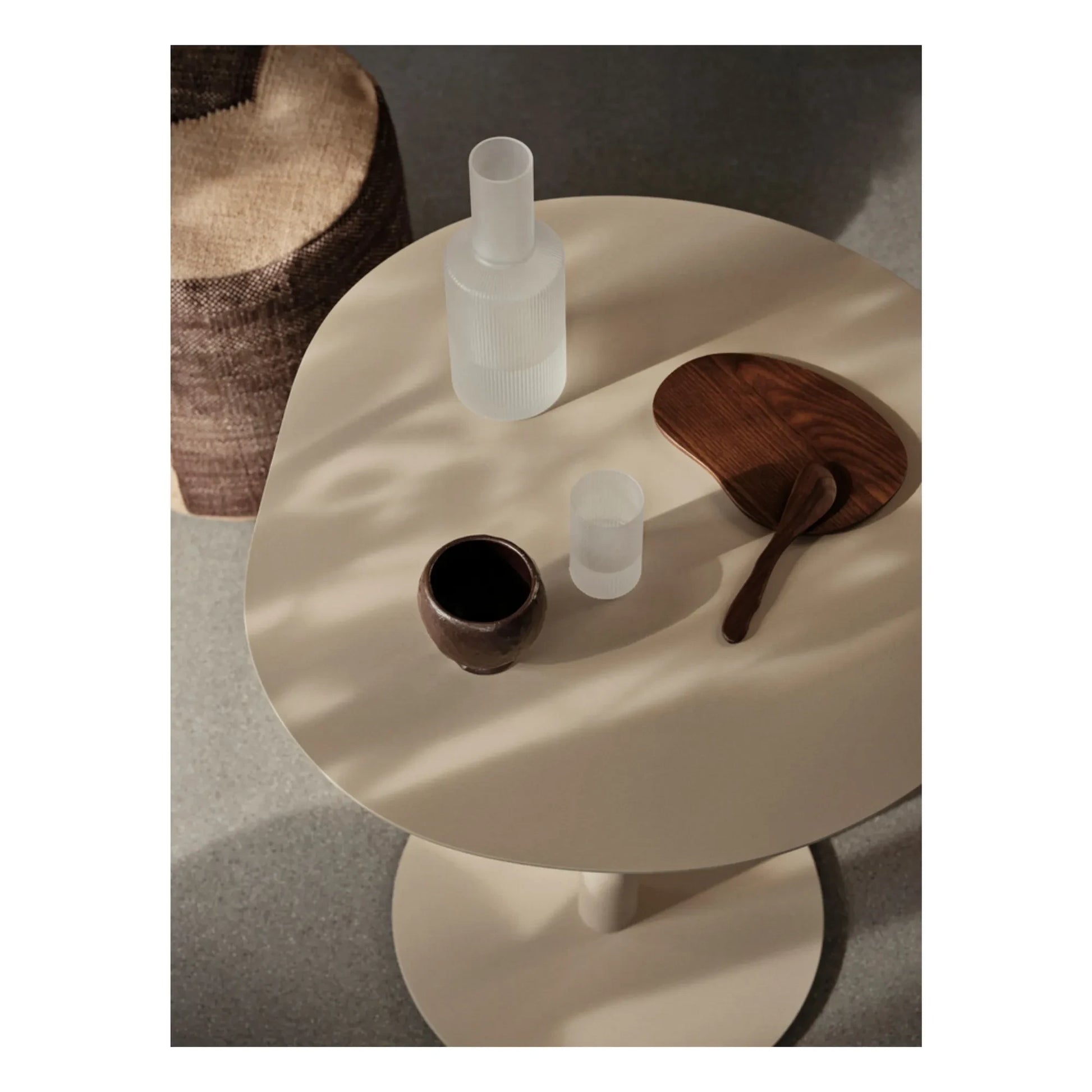 Ferm Living - Ripple decanter | White