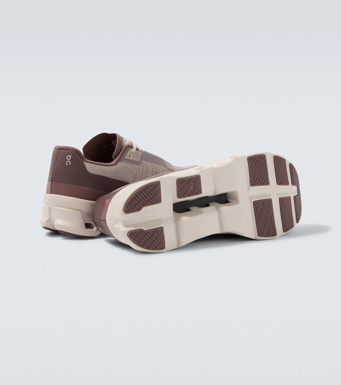 On - Cloudmonster Void running shoes