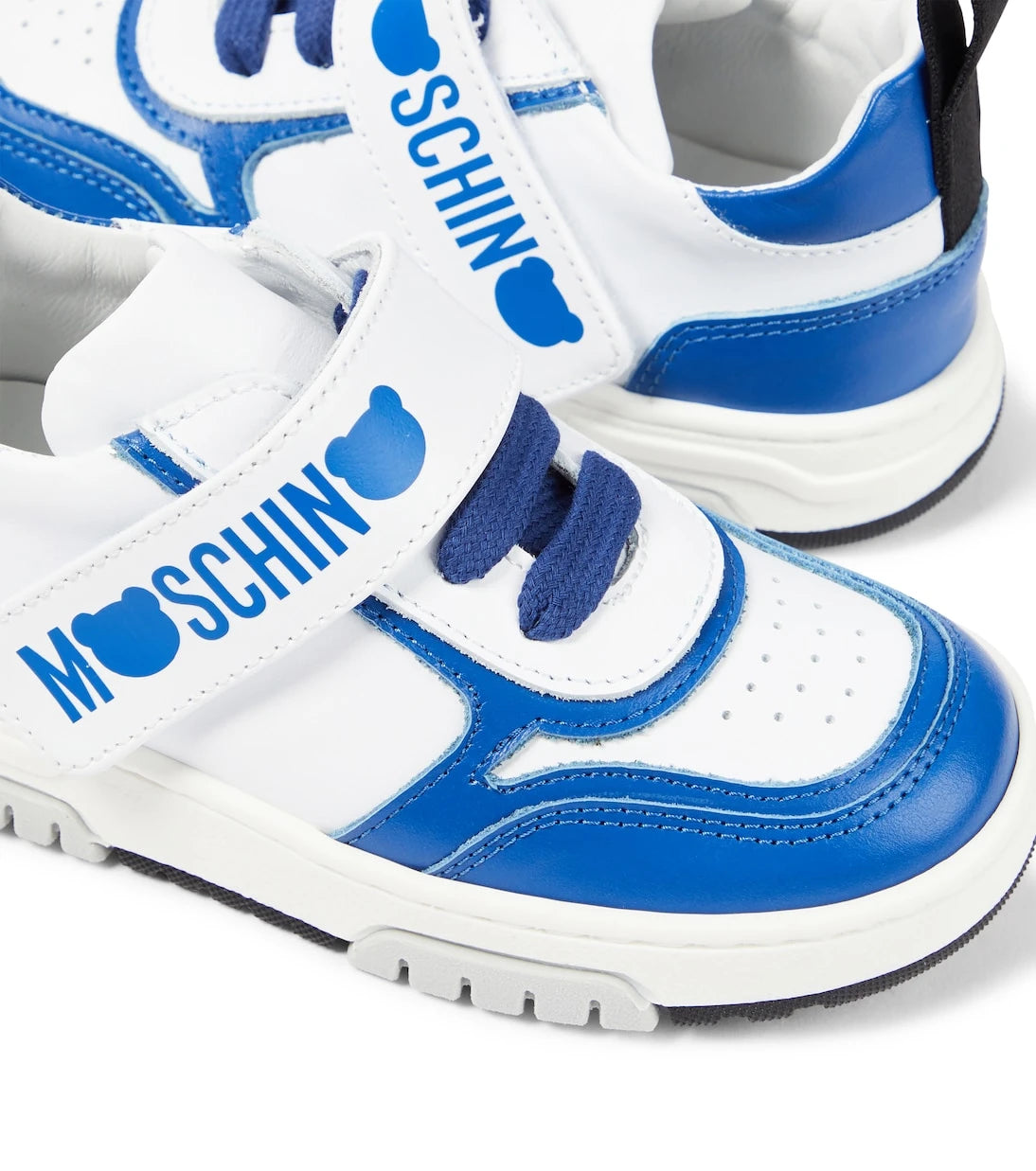 Moschino Kids - أحذية رياضية جلدية بشعار