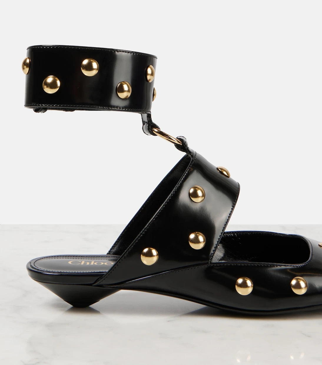 Chloé - Jade studded leather flats