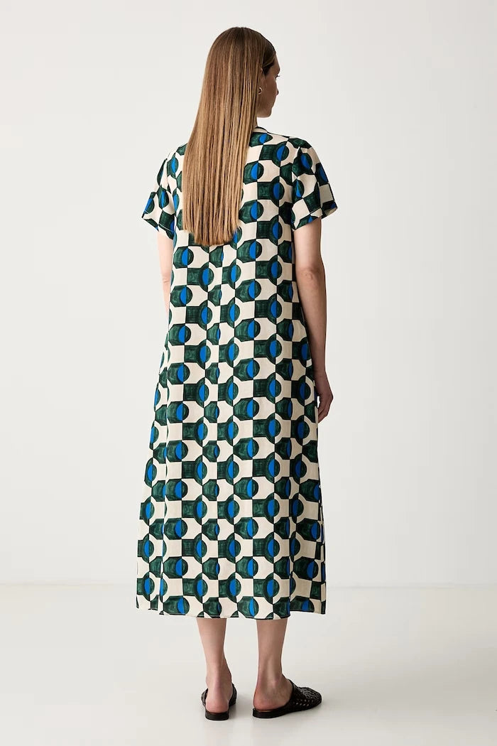 Weekend Max Mara рокля от коприна WKDVINCI