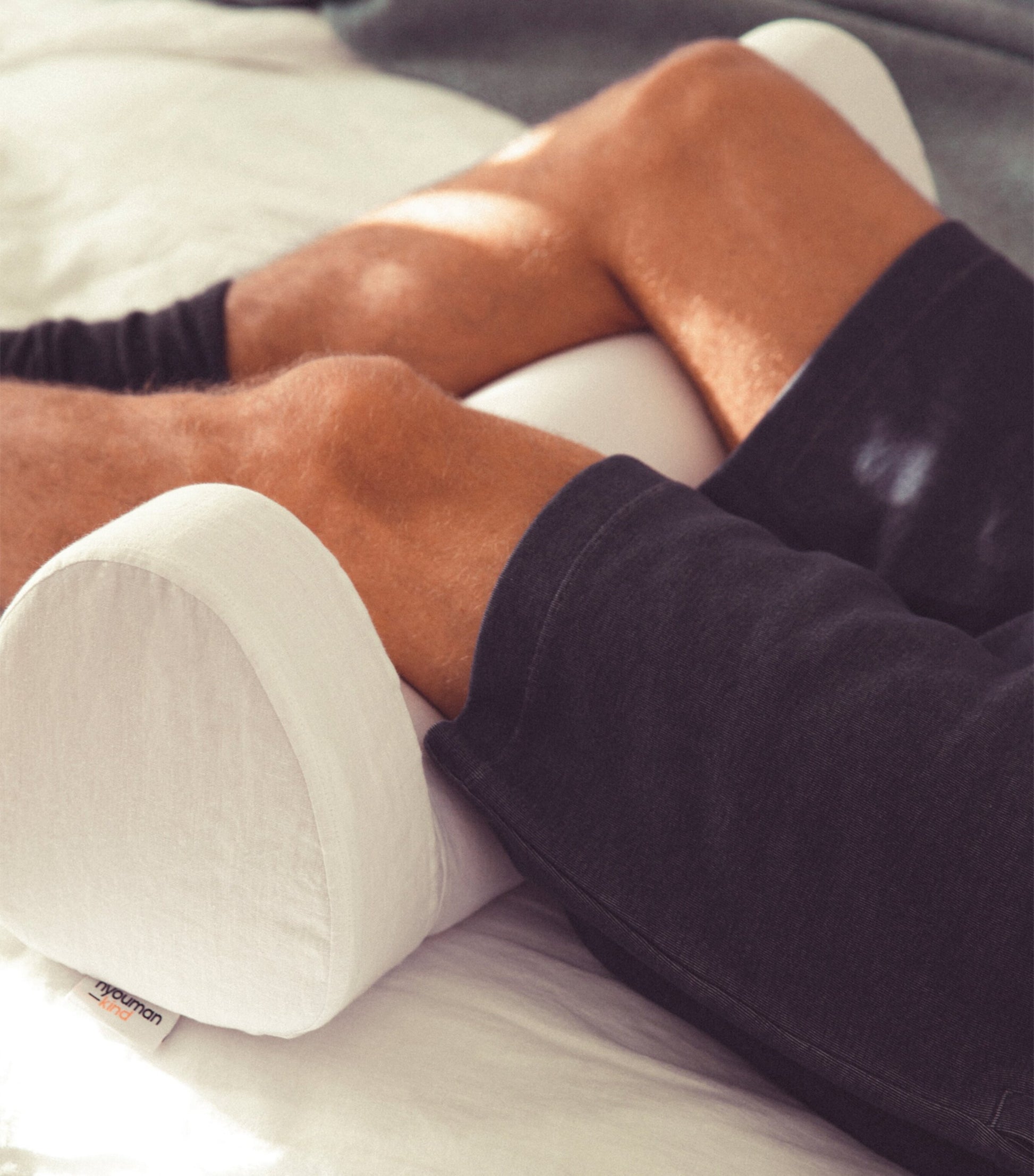 HYOUMANKIND Linen Knee Pillowcase (64cm x 21cm)