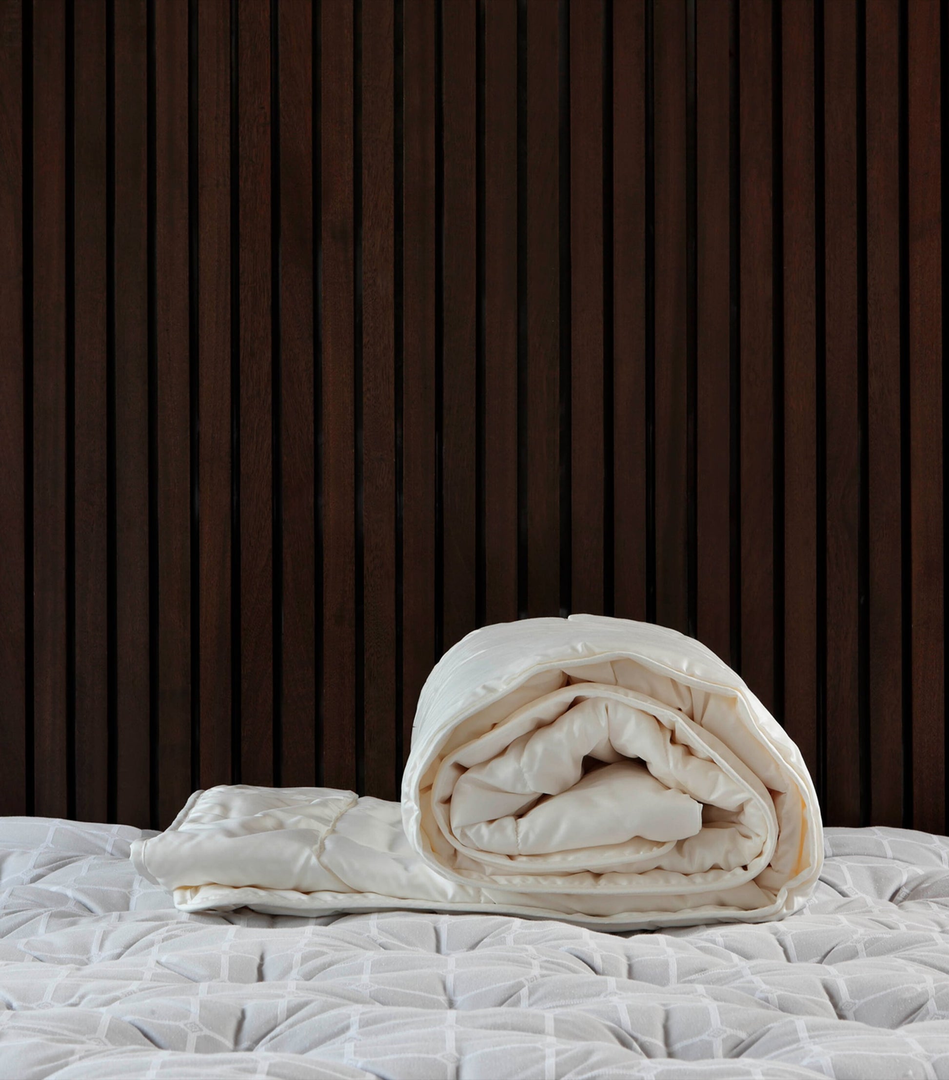 SAVOIR Super King Silk Duvet (4.5 Tog)