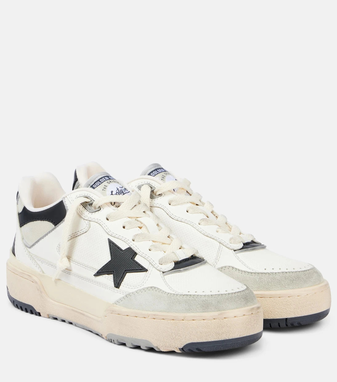 Golden Goose - حذاء سنيكرز بال ستار من الشمواه