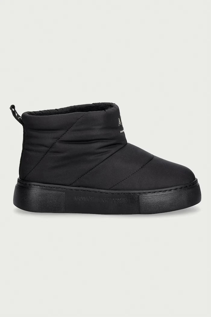 Armani Exchange kadın kar botları