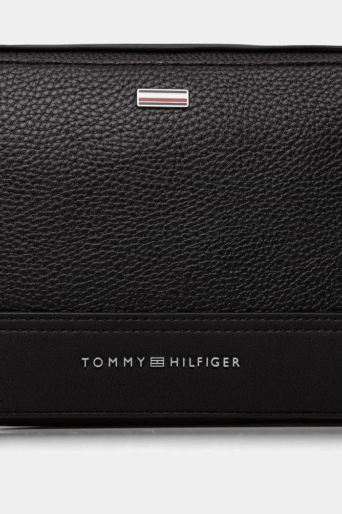 Tommy Hilfiger чанта през рамо мъжка от имитация на кожа
