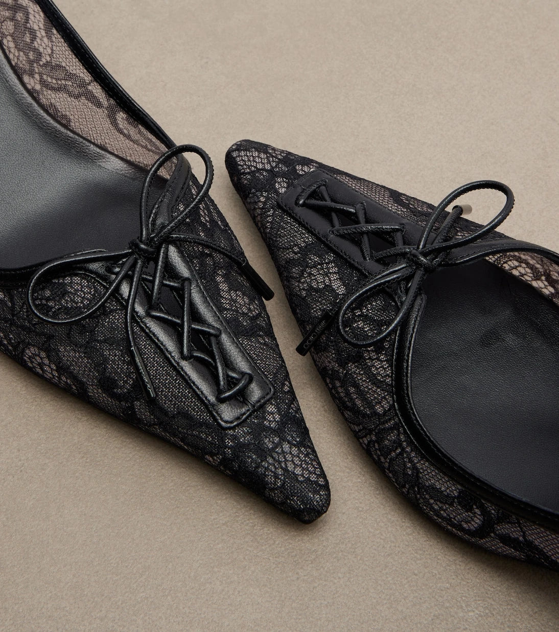 Jimmy Choo - Scarlett lace pumps