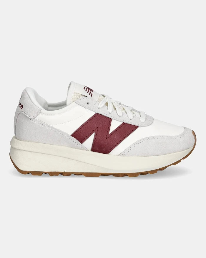 New Balance 370 Sneakers
