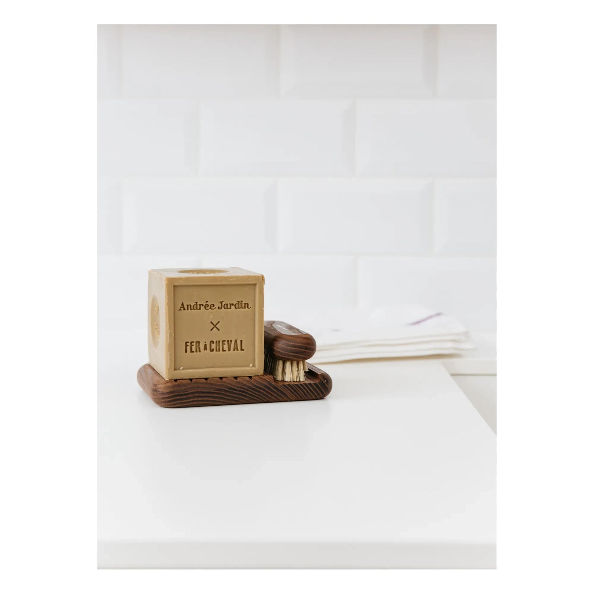 Andrée Jardin - Soap and Brush Set x Fer à Cheval
