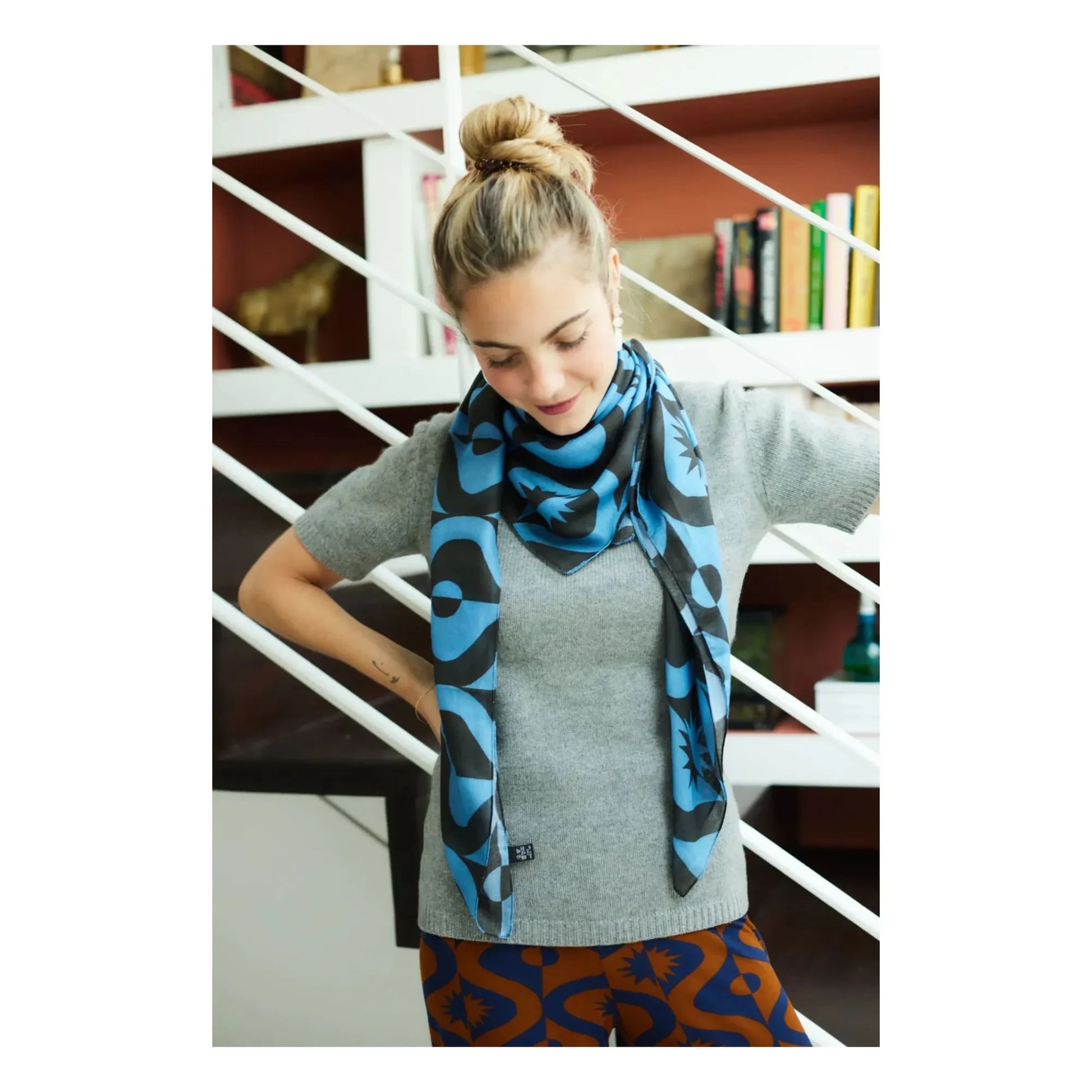 Paloma Collection - Alma Full Moon scarf | Blue