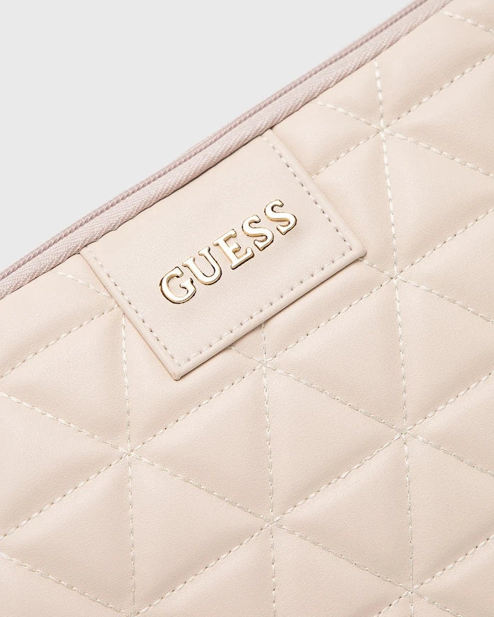 Guess Laptop Kılıfı