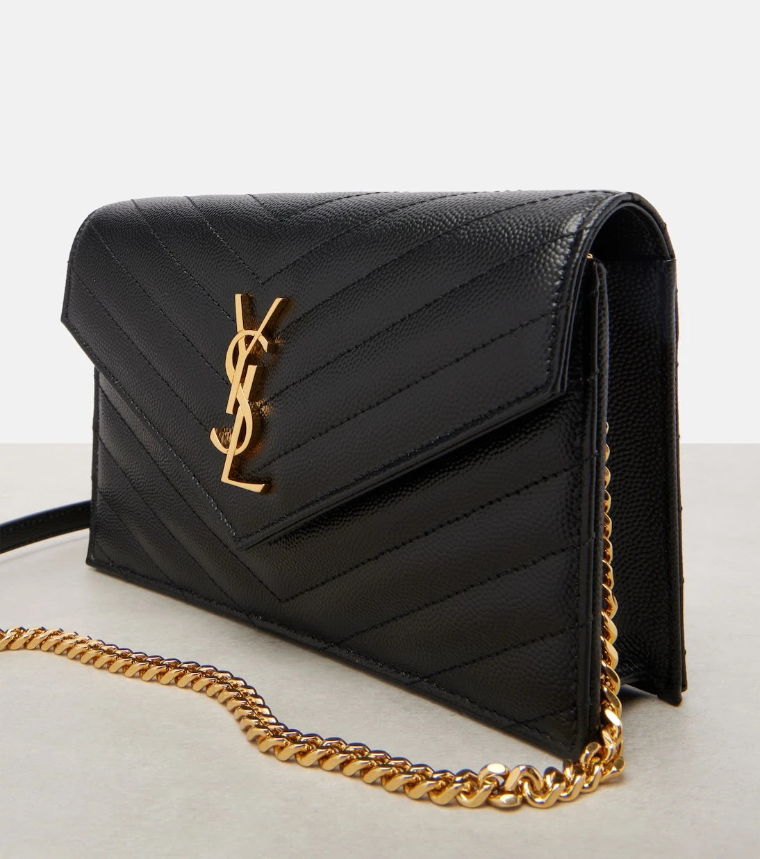 Saint Laurent - Cassandre Envelope Small leather wallet on chain