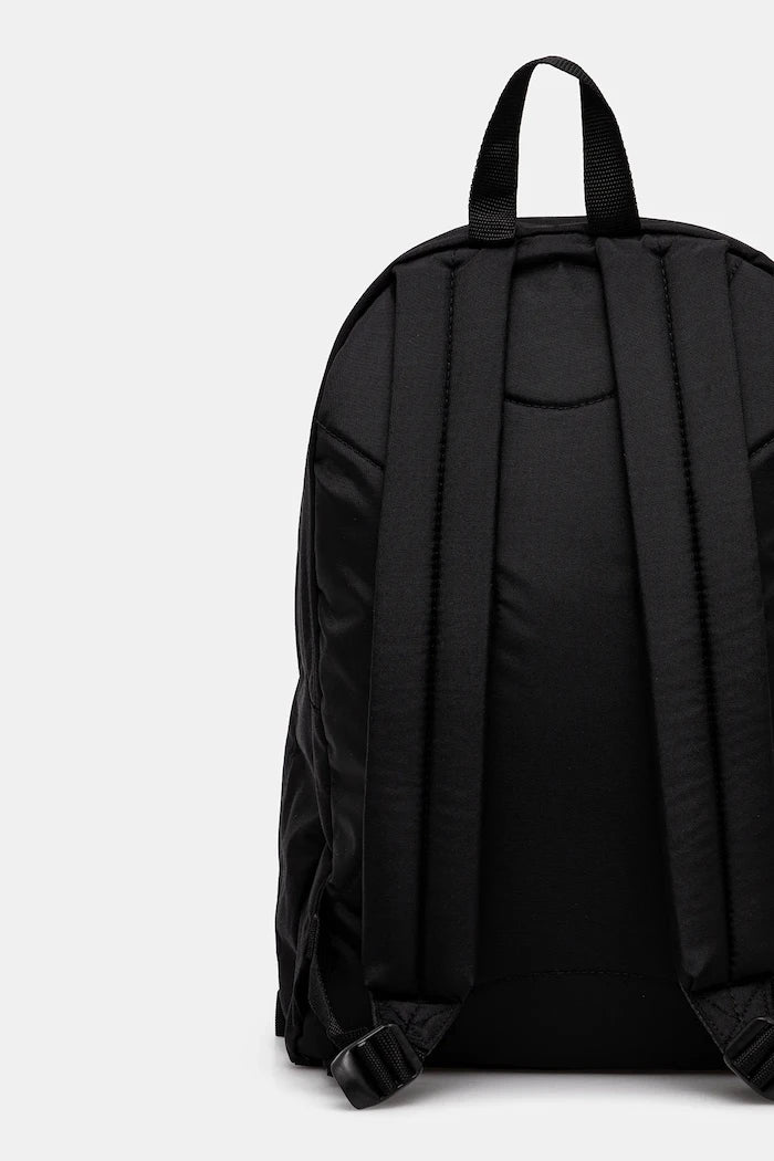 Eastpak sırt çantası