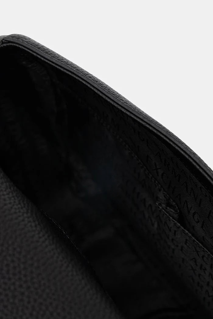 Armani Exchange Sırt Çantası