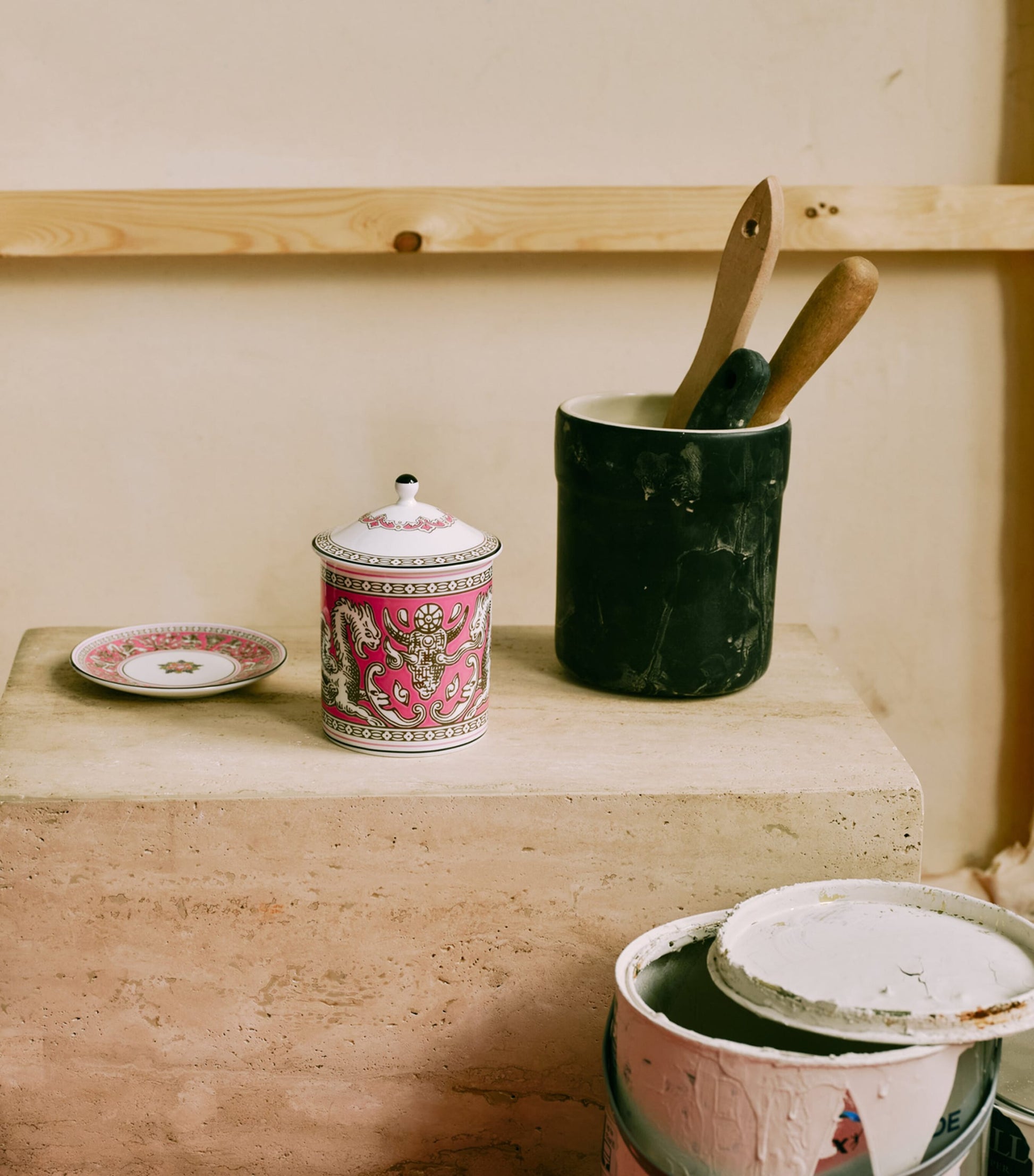 Florentine Fuchsia Scented Candle (800g)