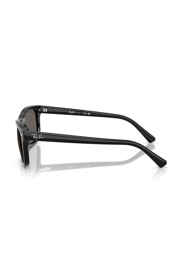 Ray-Ban güneş gözlüğü