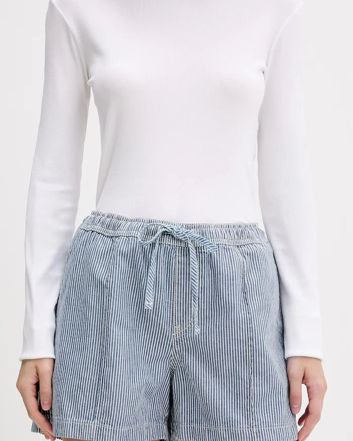 Guess Jeans Kadın Pamuklu Şort