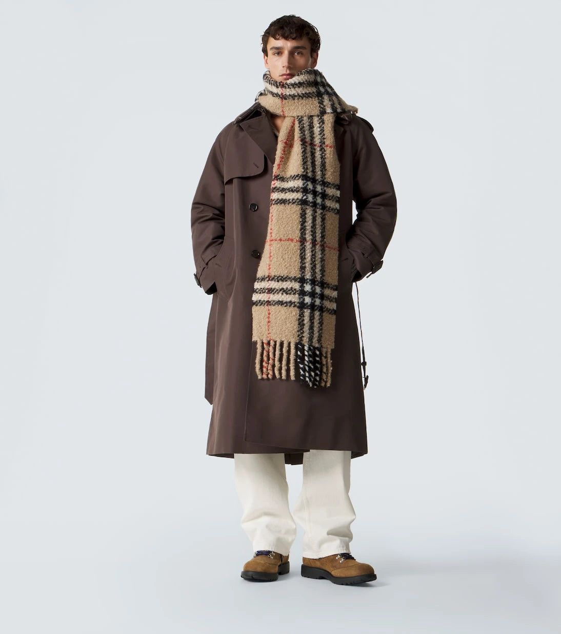 Burberry - وشاح بربري بومبيه من مزيج الصوف بنقشة المربعات