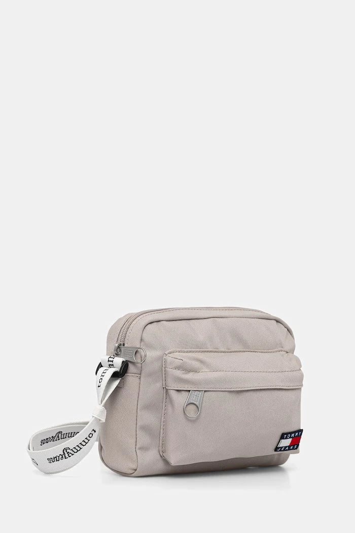 Tommy Jeans küçük kadın çantası