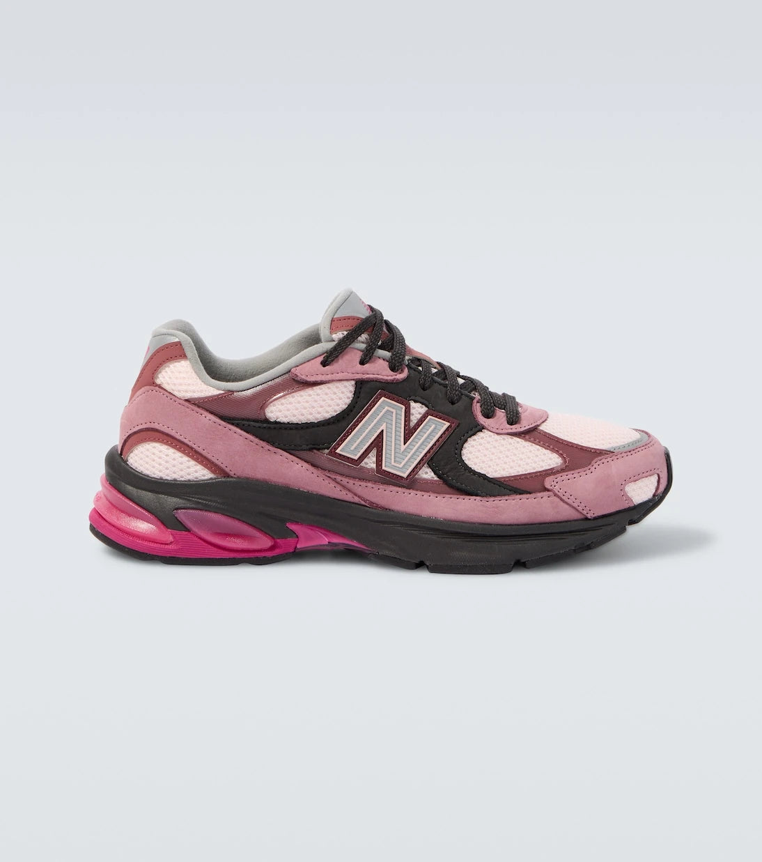 New Balance - حذاء رياضي ABZORB 2010 مزين بالجلد السويدي