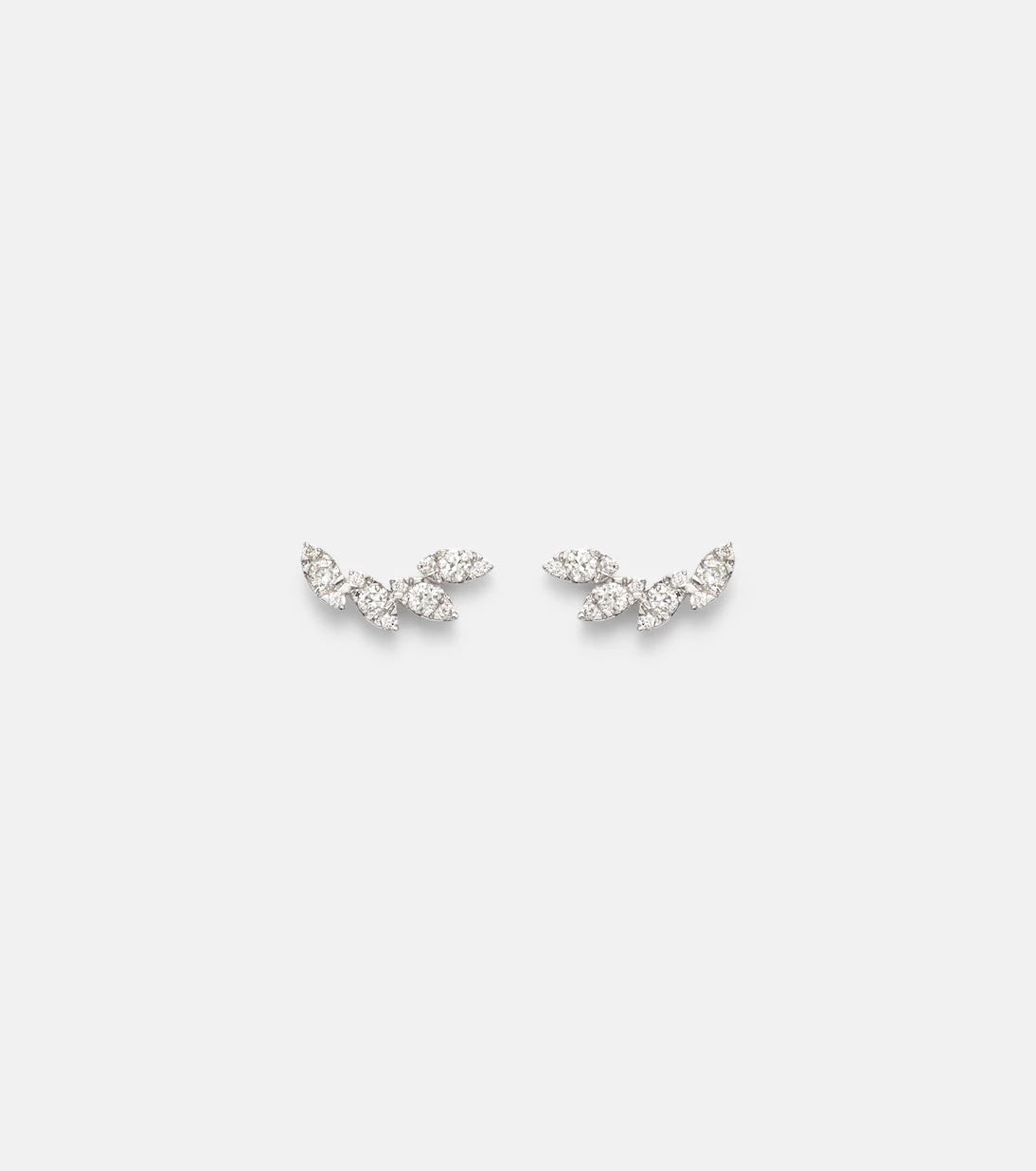Stone and Strand - أقراط Muse Tiara من الذهب عيار 10 قيراط مع الماس