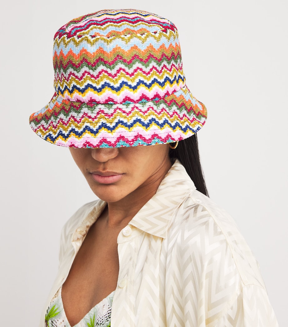 Multi Zigzag Bucket Hat