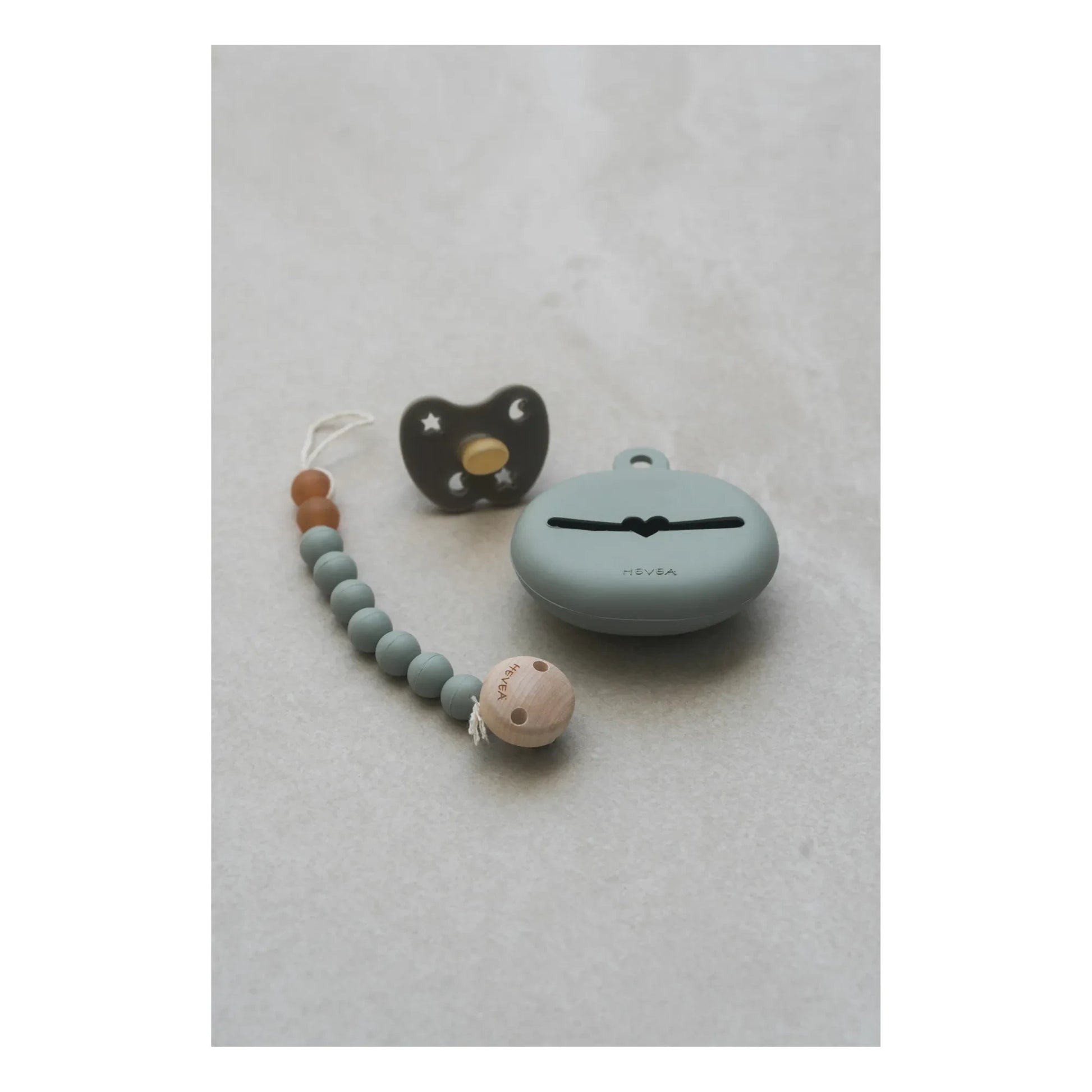 Hevea - Natural Rubber Dummy Case | Almond green