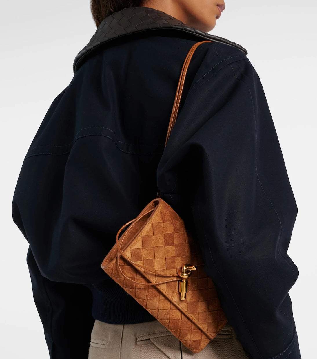 Bottega Veneta - Andiamo Intrecciato Mini pouch with strap
