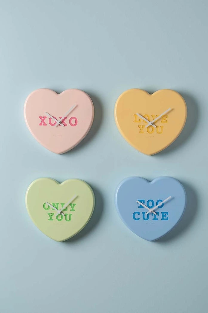Стенен часовник Karlsson Heart Candy