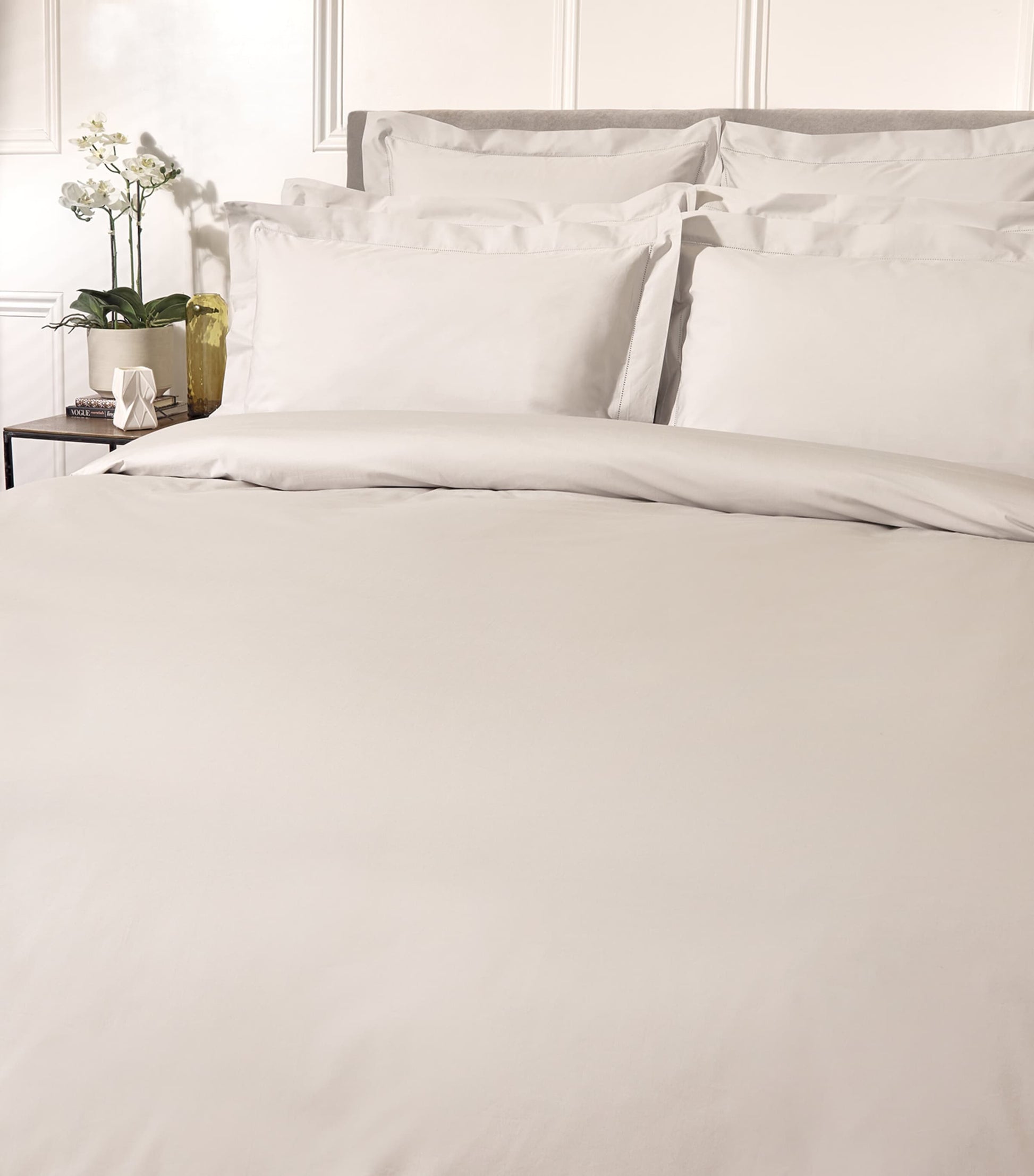 Cadogan Super King Duvet Cover Set (260cm x 220cm)