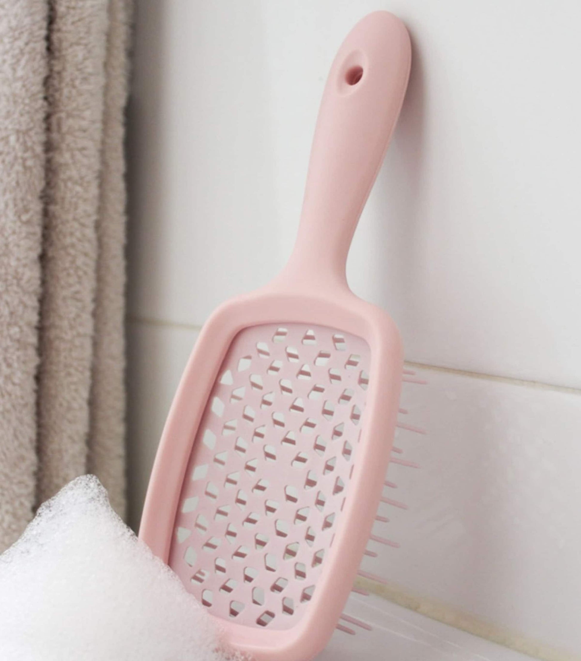 MONCHO MORENO Magic Unraveller Brush