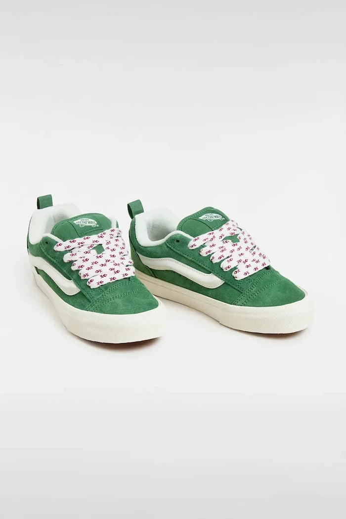 Велурени кецове Vans Knu Skool