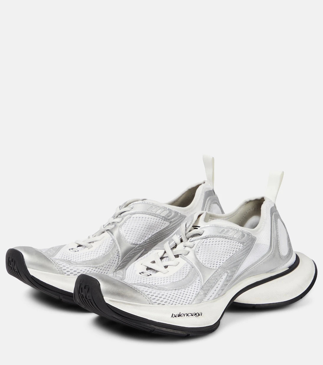 Balenciaga - حذاء سنيكرز Circuit قصة قصيرة