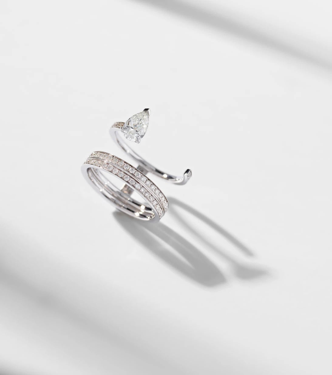 Repossi - Serti Sur Vide 18kt white gold ring with diamonds