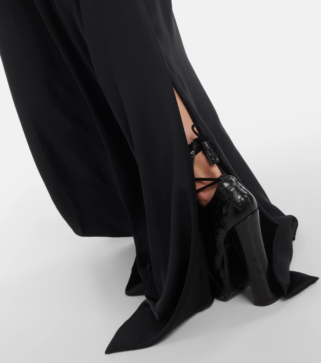 Vivienne Westwood - Off-shoulder satin gown