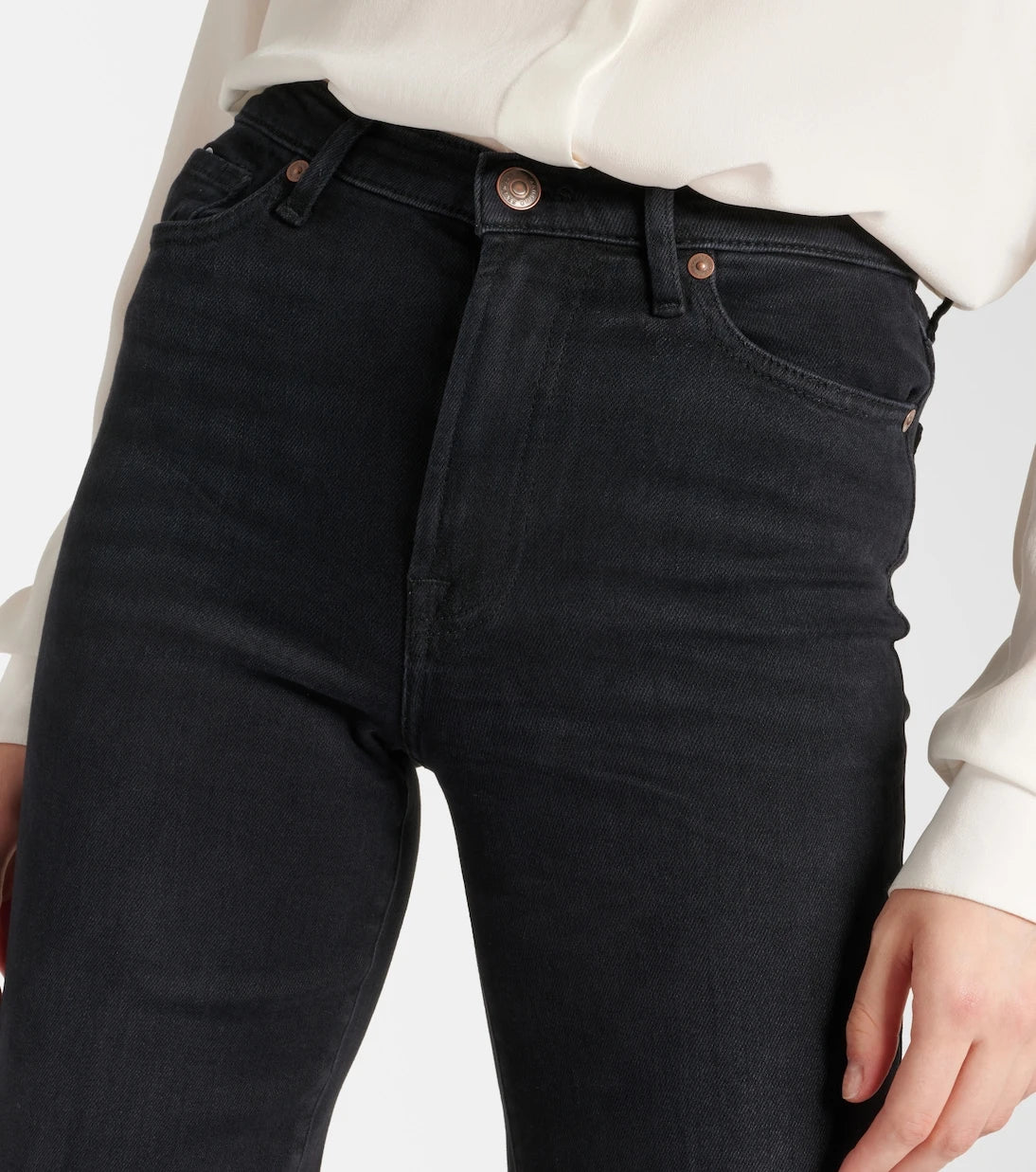 7 For All Mankind - بنطلون جينز "مودرن دوجو" بقصة ساق واسعة