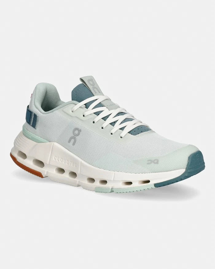 On Cloudnova Form 2 kadın spor ayakkabısı