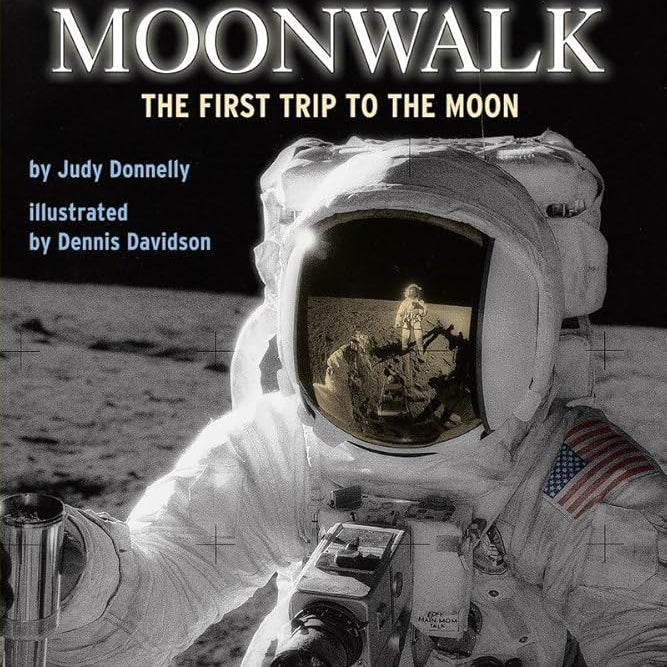 Moonwalk: The First Trip to the Moon (Step-Into-Reading, Step 5)