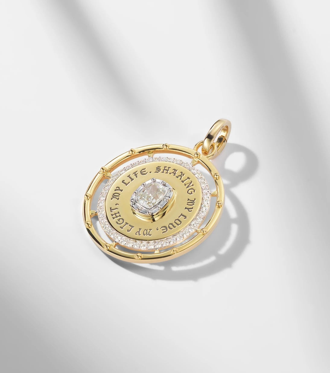 FoundRae - True Love Lovestruck Commitment Large 18kt gold pendant with diamonds