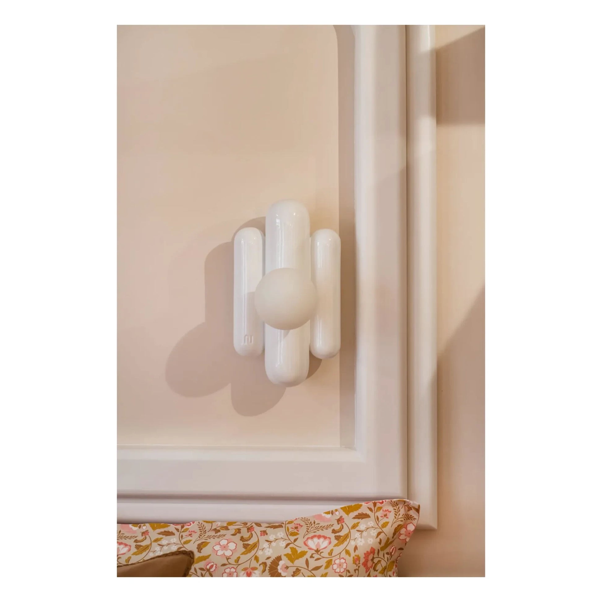 Cosin - Madeleine wall lamp | Cream