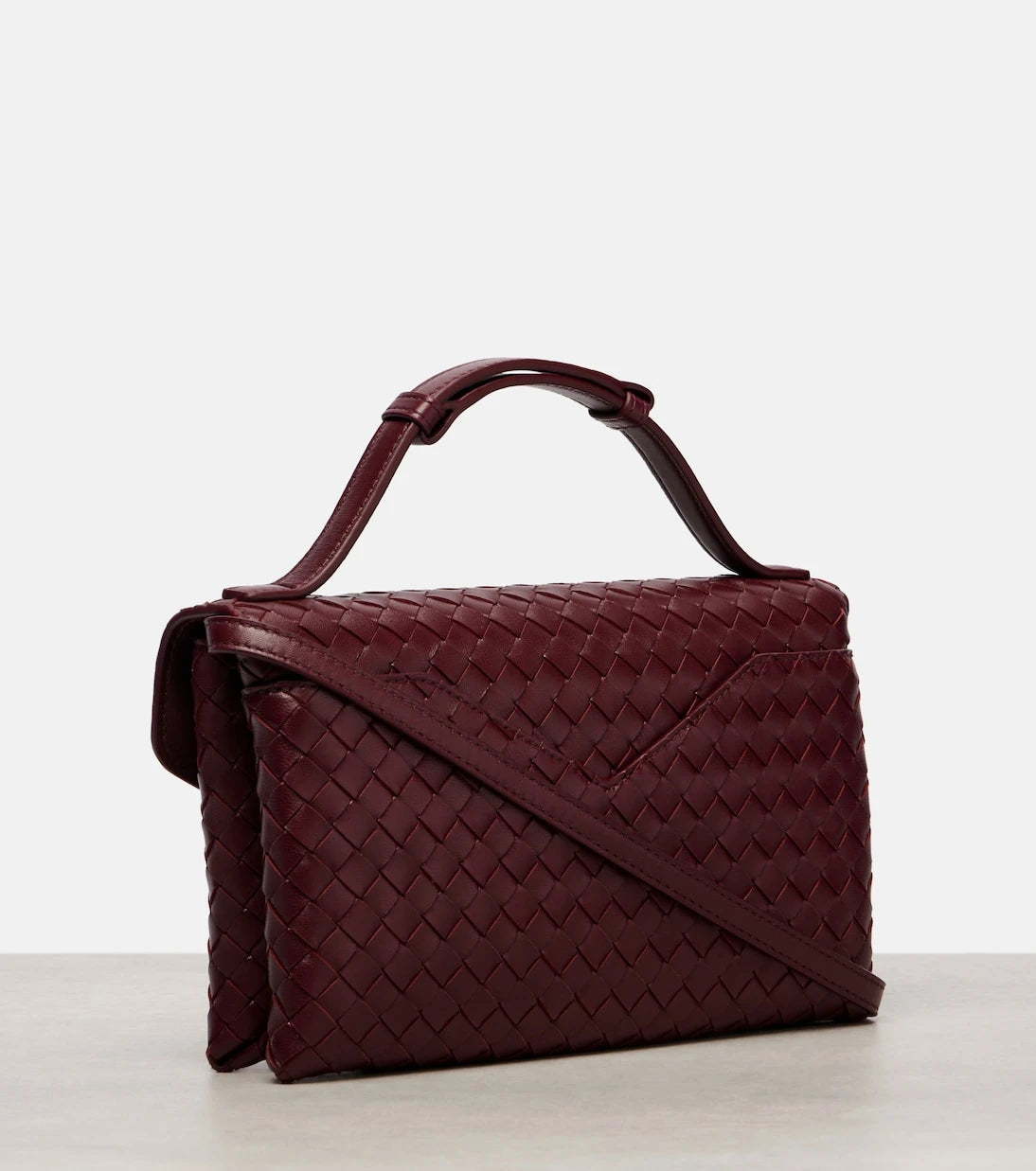 Bottega Veneta - Knot Lock leather shoulder bag
