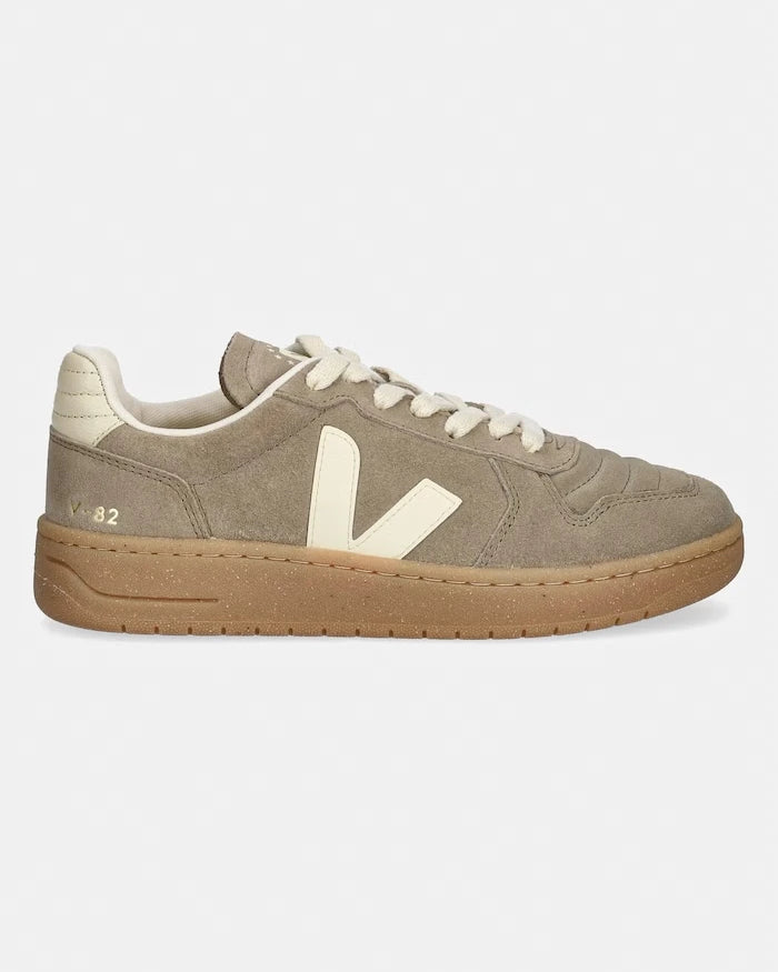 Veja V-82 II SUEDE маратонки дамски от велур