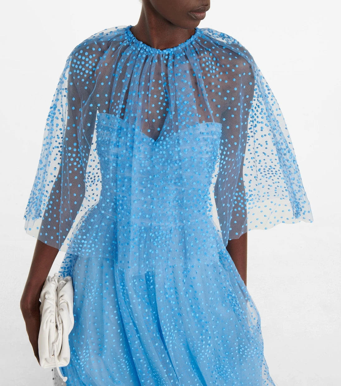 Monique Lhuillier - Dotted tulle cape