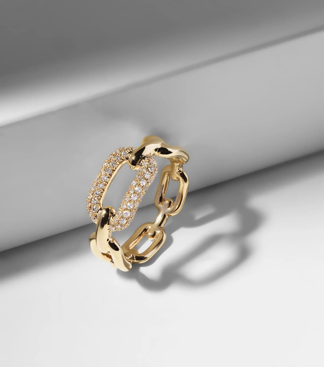 Shay Jewelry - Cable Link 18kt gold ring with diamonds
