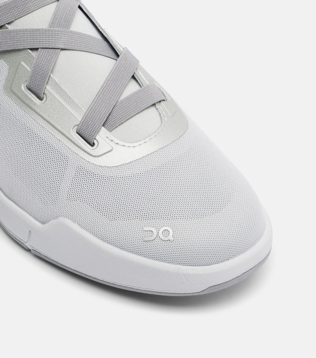 On - x Zendaya Cloudnova Moon sneakers