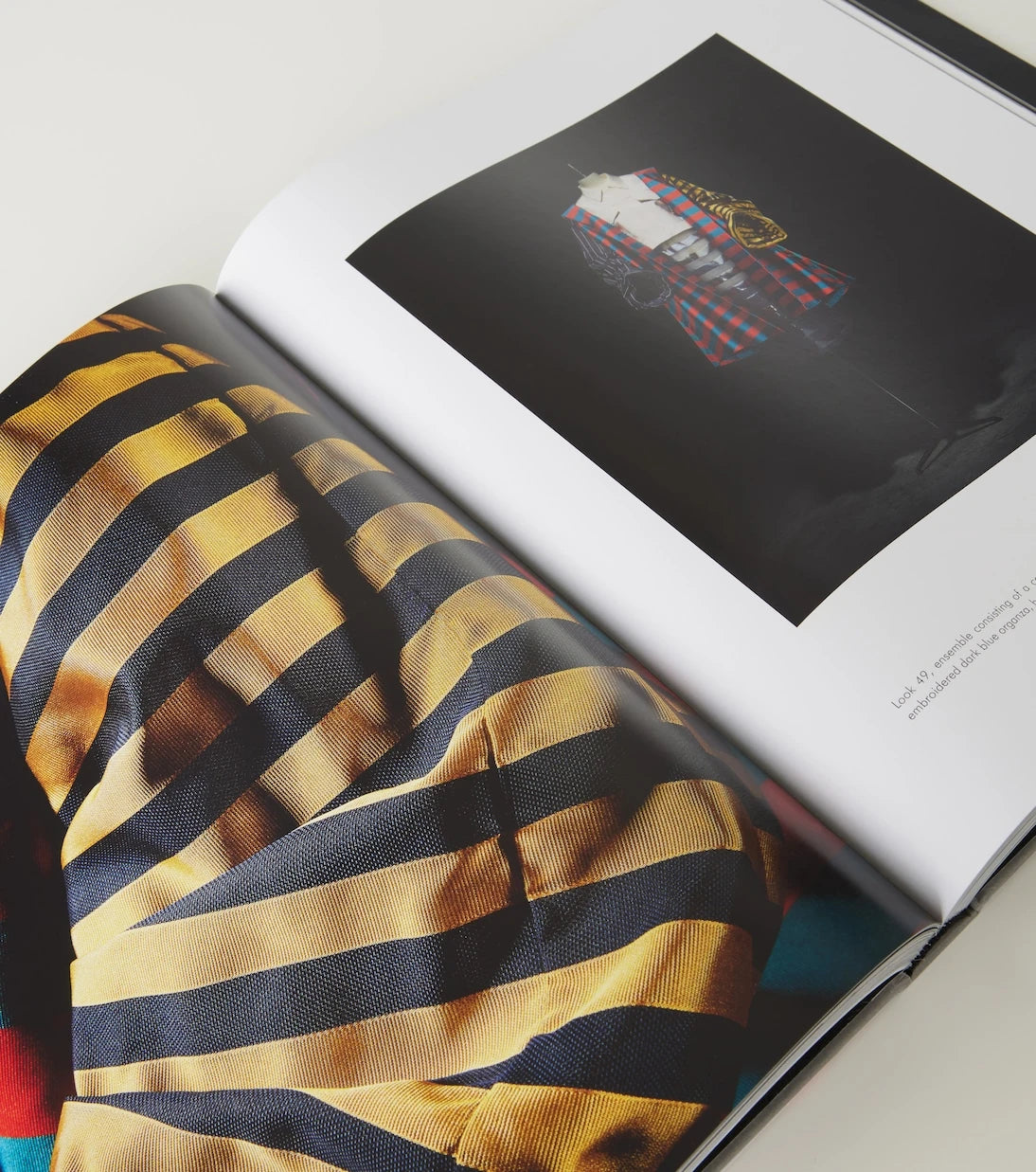 Assouline - كتاب ديور بقلم راف سيمونز