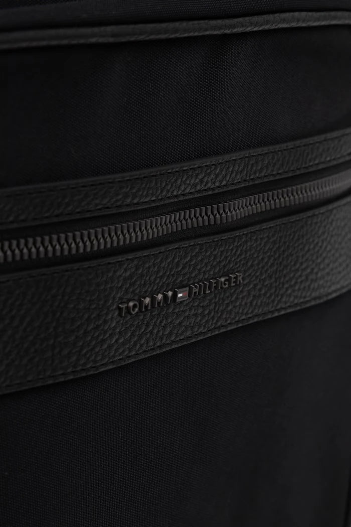 Tommy Hilfiger erkek sırt çantası