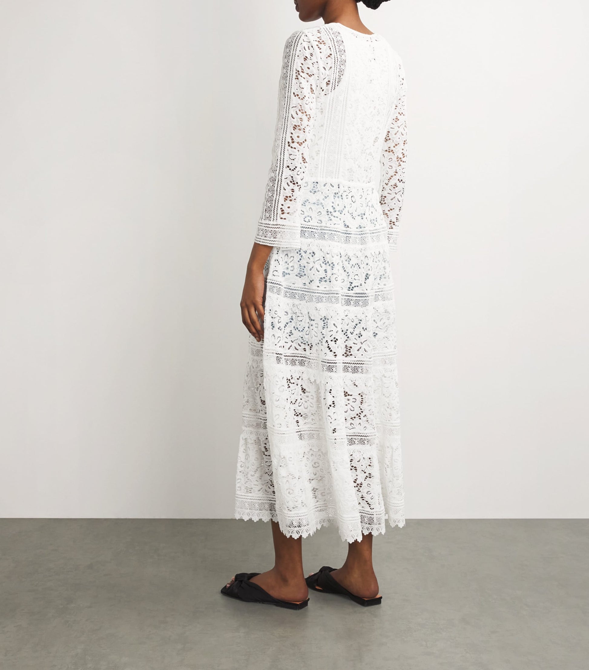 Alice+Olivia White Drawstring Talia Robe