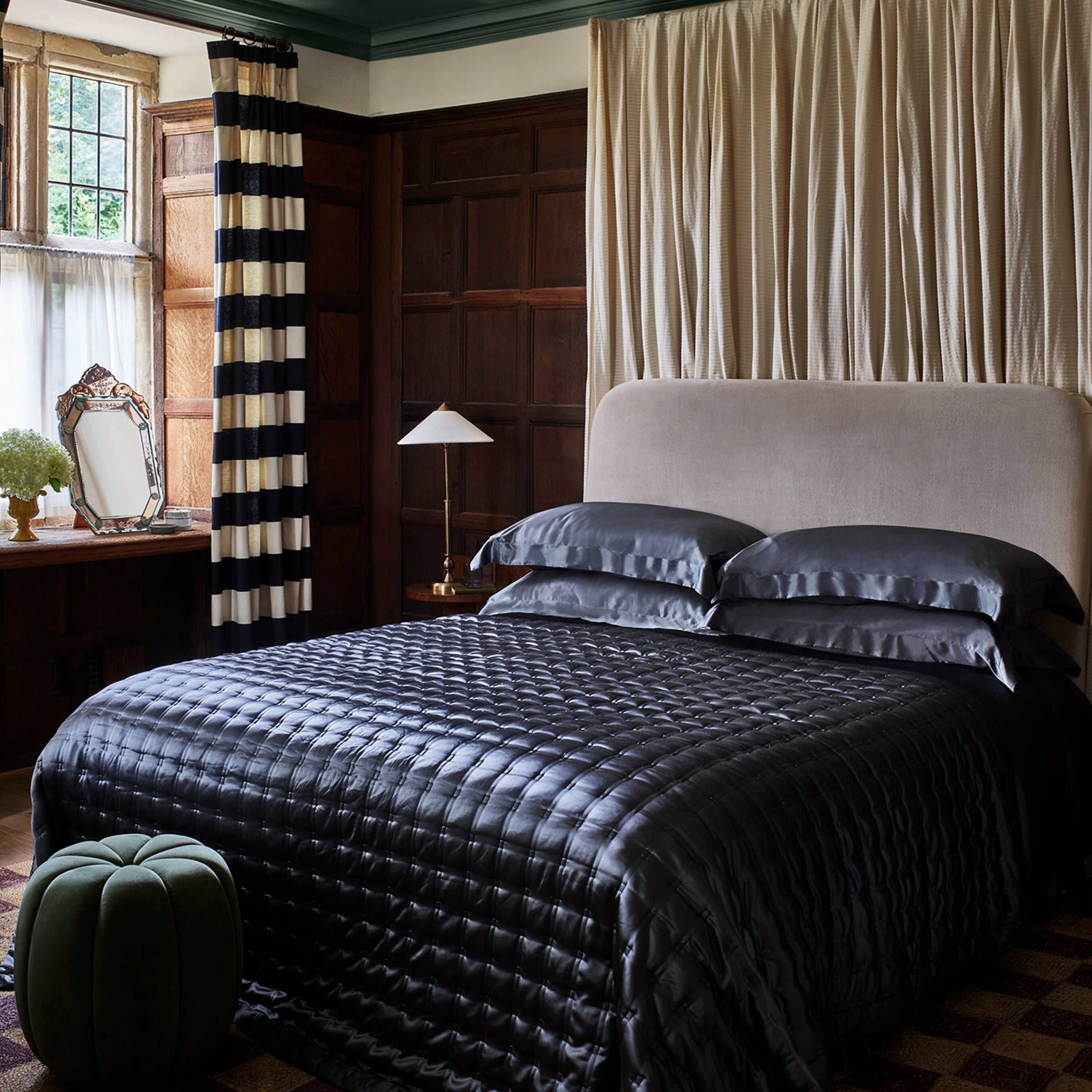 Silk Double Fitted Sheet (140cm x 200cm)